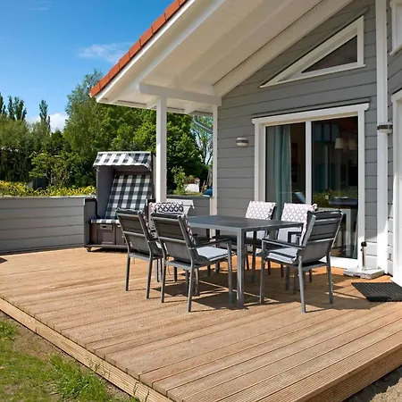 Daenische Ferienhaeuser Am Salzhaff Haus Midsommer